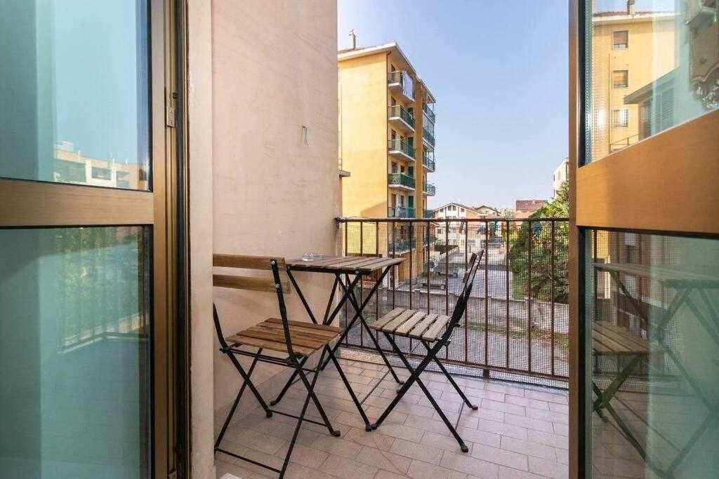 Appartamento A Pochi Passi Dalla Stazione Comodo A Coppie E Famiglie, Casa Ferrucci Колленьо Екстер'єр фото