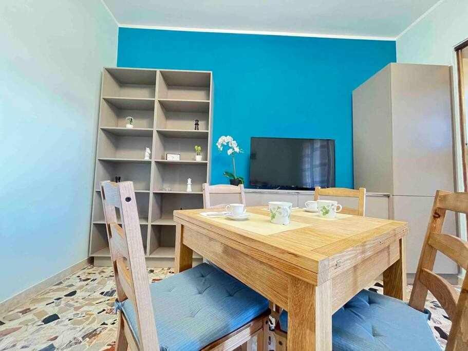 Appartamento A Pochi Passi Dalla Stazione Comodo A Coppie E Famiglie, Casa Ferrucci Колленьо Екстер'єр фото